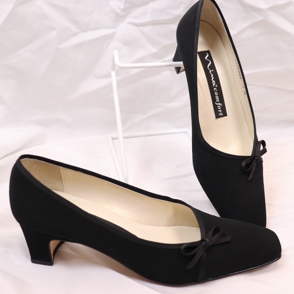 Nina Shoes Shoes - Nina Black heel pumps